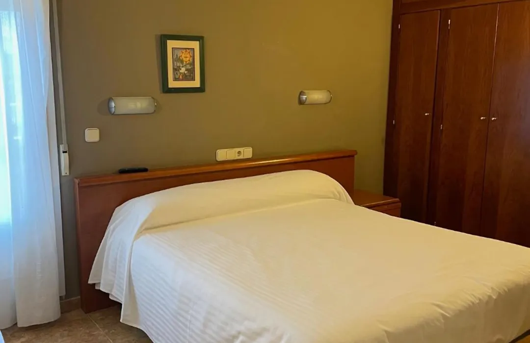 Hostal El Corzo-1
